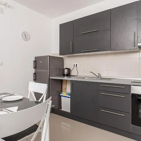 1 Bedroom Lovely In * Vlašići