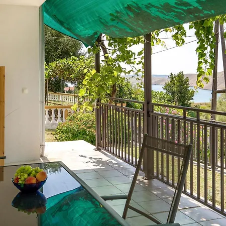 1 Bedroom Lovely In *