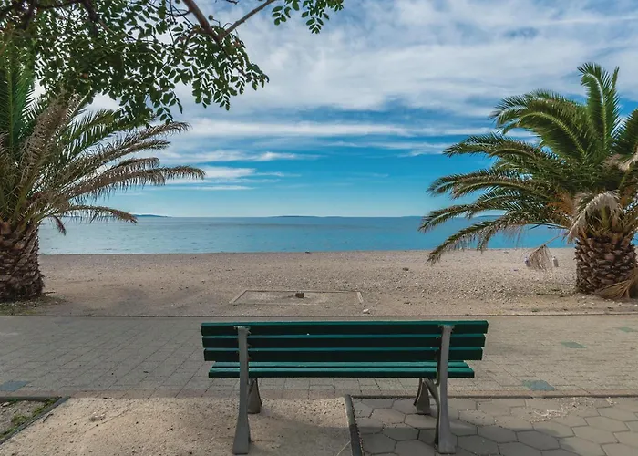 1 Bedroom Lovely In